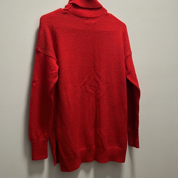 Old Navy red long sleeve turtleneck sweater - Picture 6 of 6